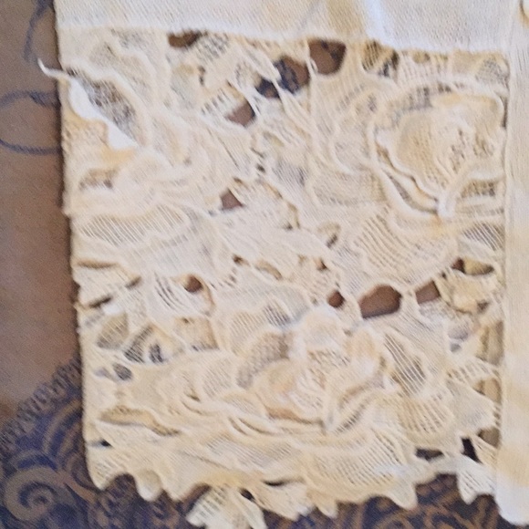 NWOT Monoreno Ivory Lace Trim Long Sweater - Picture 7 of 13